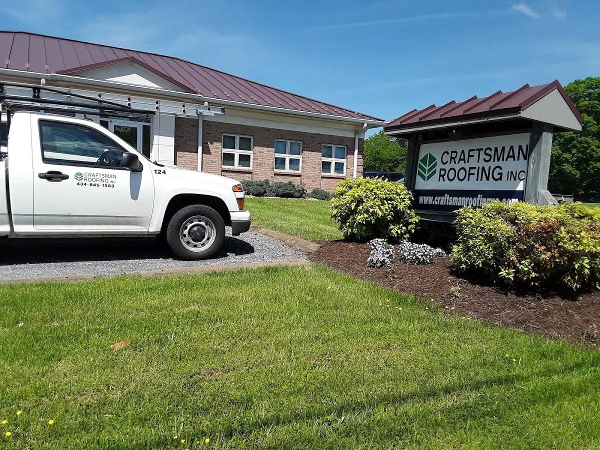 Quality Gutter & Downspout Repair by experienced craftsmen in Bowling Green